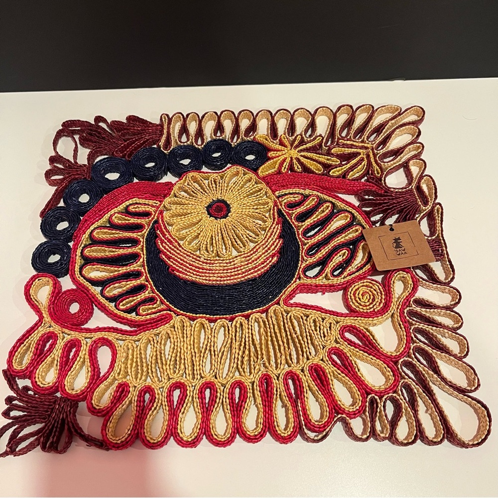 NWT -Large Rattan Weave Trivet 15x17 inches